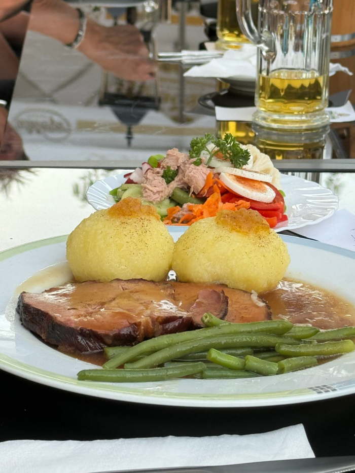 1e0a25e5-a503-4a5c-96f6-f20c652959cc