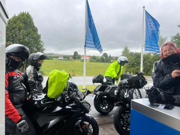 35de84c7-23b8-4775-b97b-797d69372283