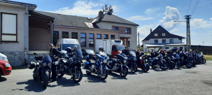 4a173ca8-68bd-4619-af9e-f7b4deb24100