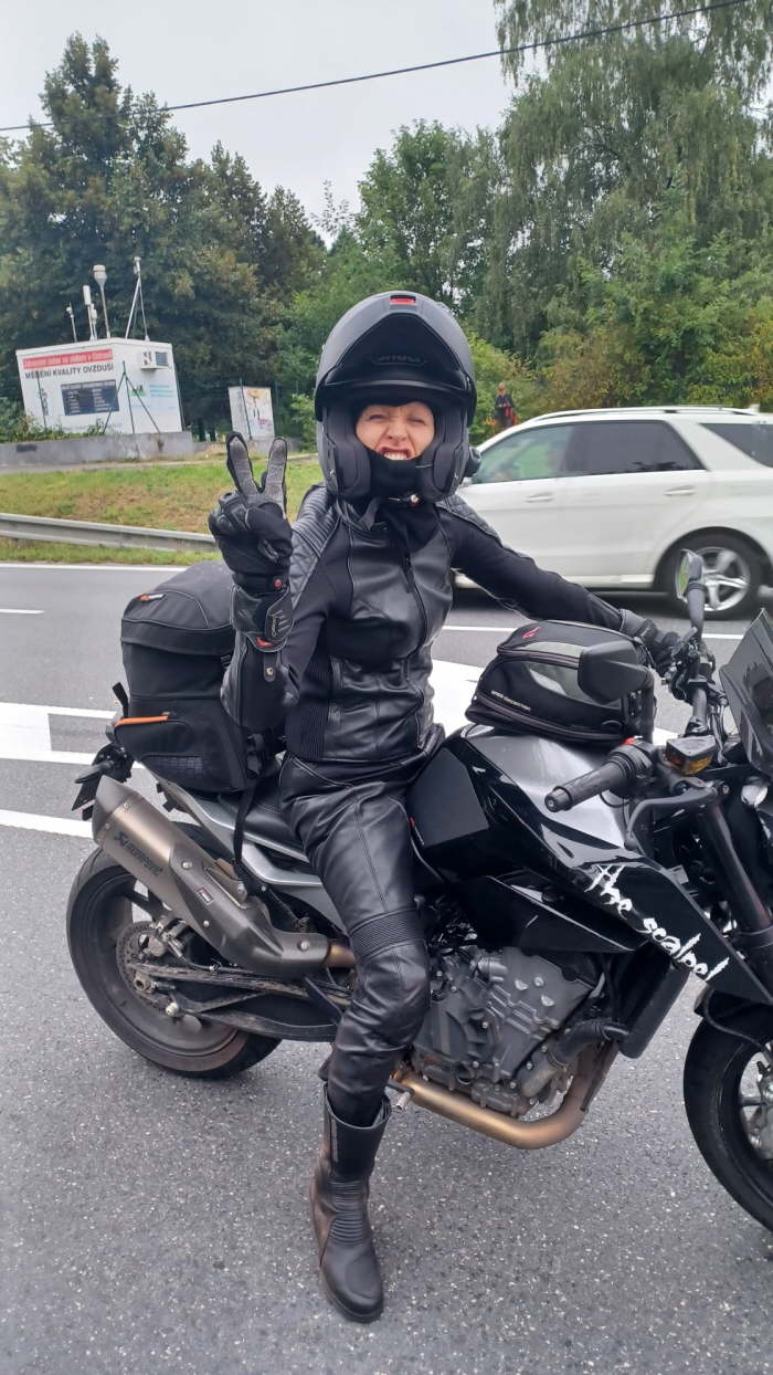 61da7ede-7114-4220-875f-658a6fe35d37