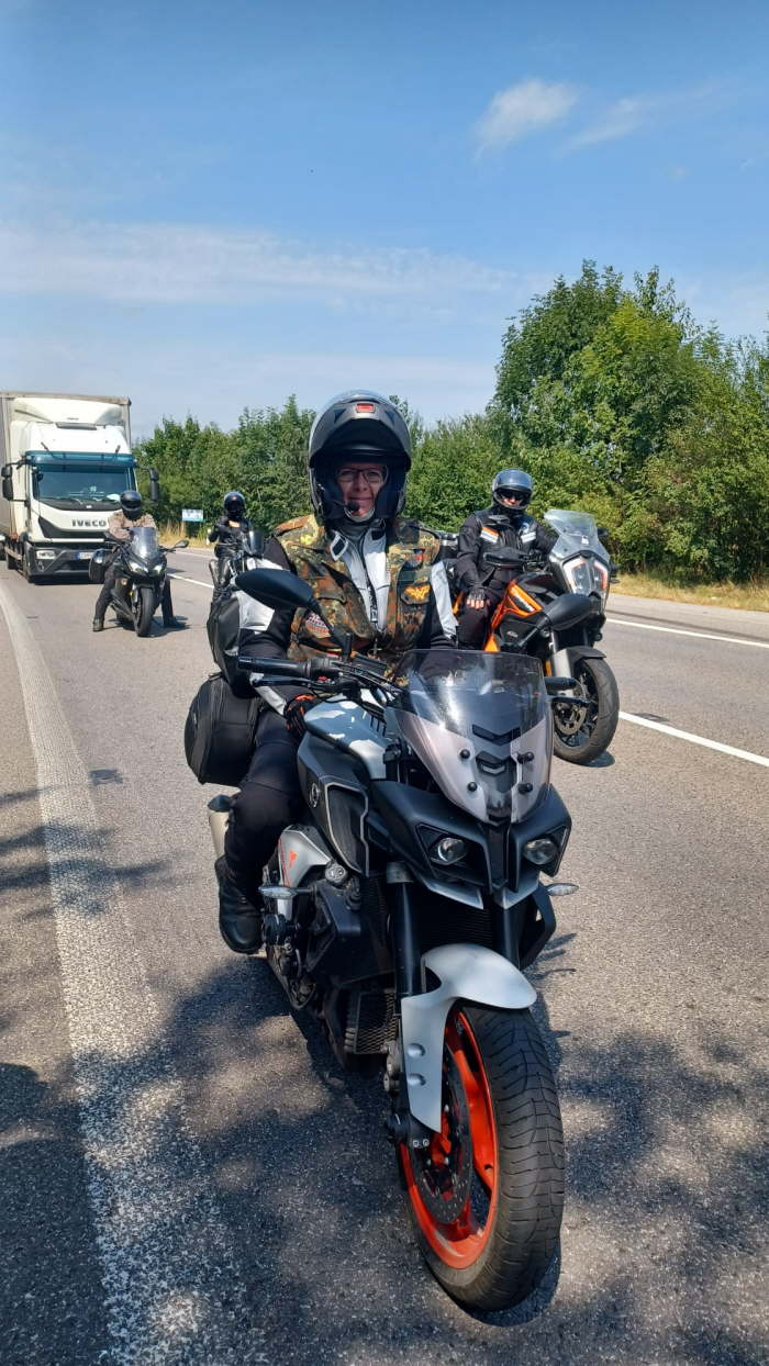 64933cc4-71c4-4e4d-8ef7-acfcca8683d3