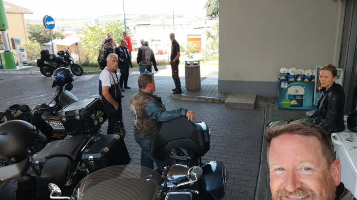 7861a4b4-94bc-46e5-8aca-4d4ffc9393de