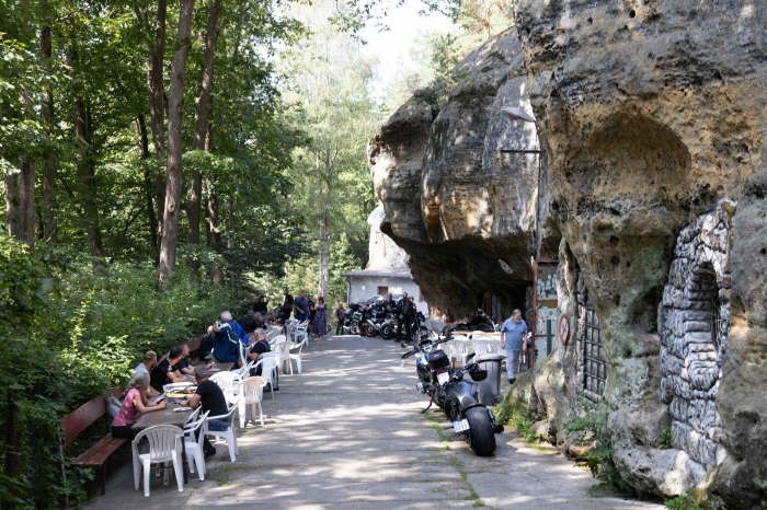 8ecdfa84-9c1d-4bb8-ae0f-6a208867ca97