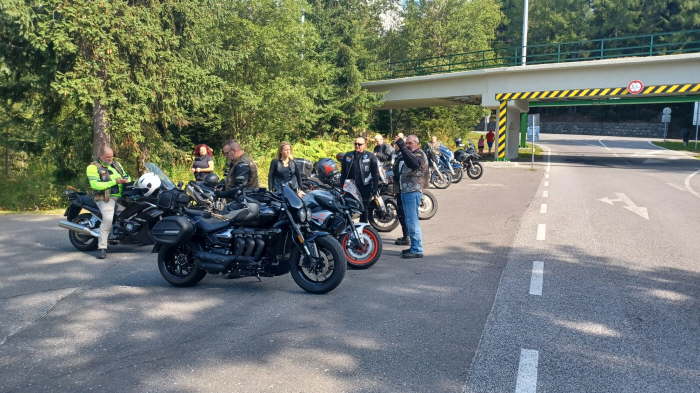 cebb7197-a657-44f5-ba02-561b34113933