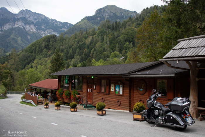 d1776626-585d-43e2-8f7e-58b28f1788df