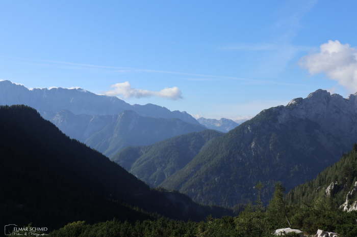 f7d854a5-a7c7-4a8c-8c0b-51d2371dda6b